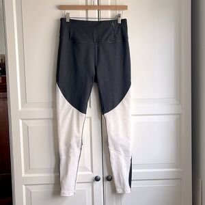 CALIA high waist full length leggings. Dark grey and cream. Size US M